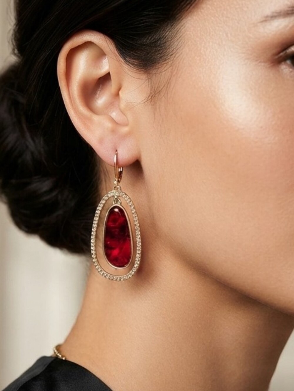✨ NWT Anne Klein Red Faux Lucite Crystal Teardrop Earrings ❤️ Gold Leverback